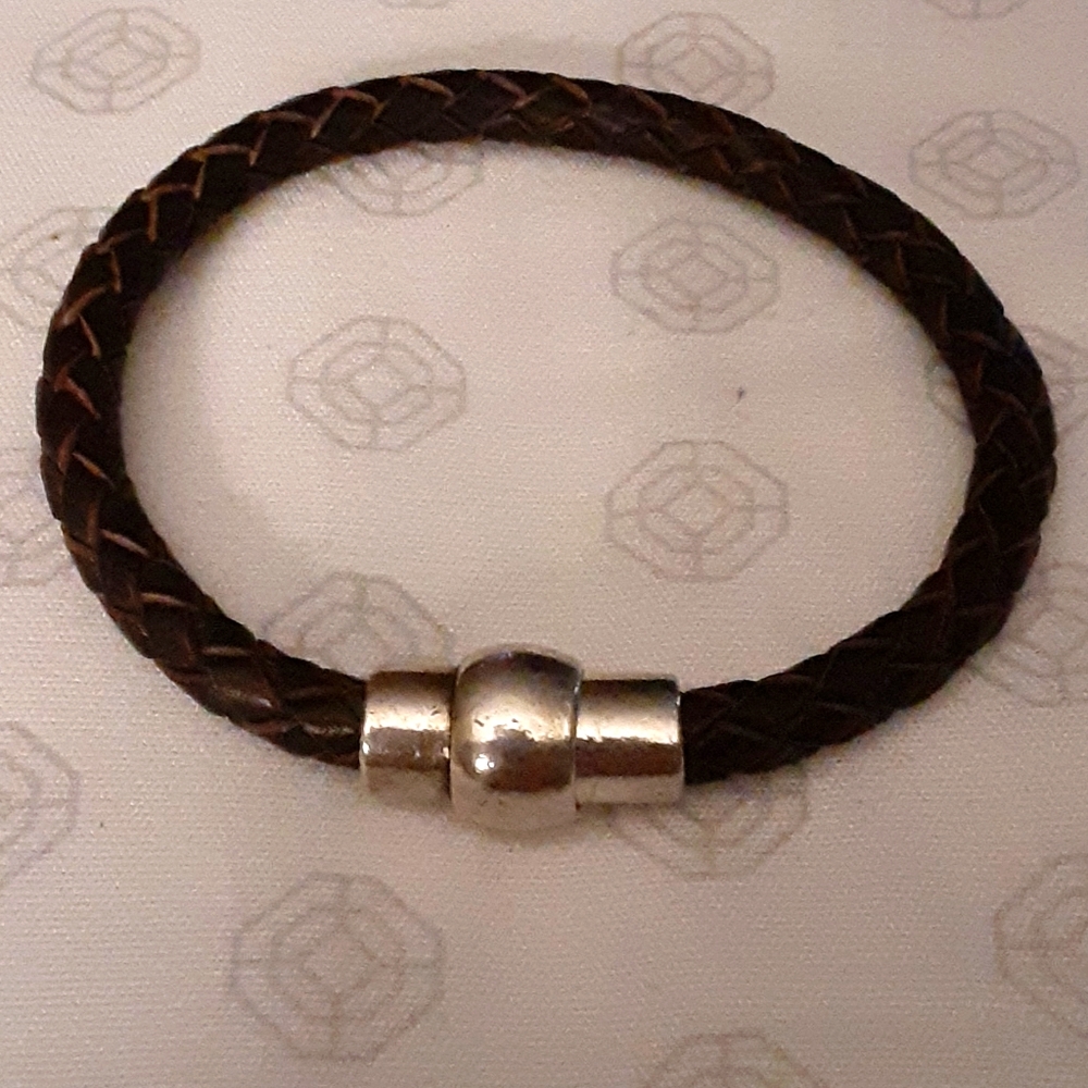 Brown thick leather bracelet